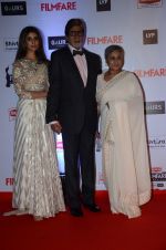 Shweta Nanda, Amitabh Bachchan, Jaya Bachchan at Filmfare Awards 2016 on 15th Jan 2016